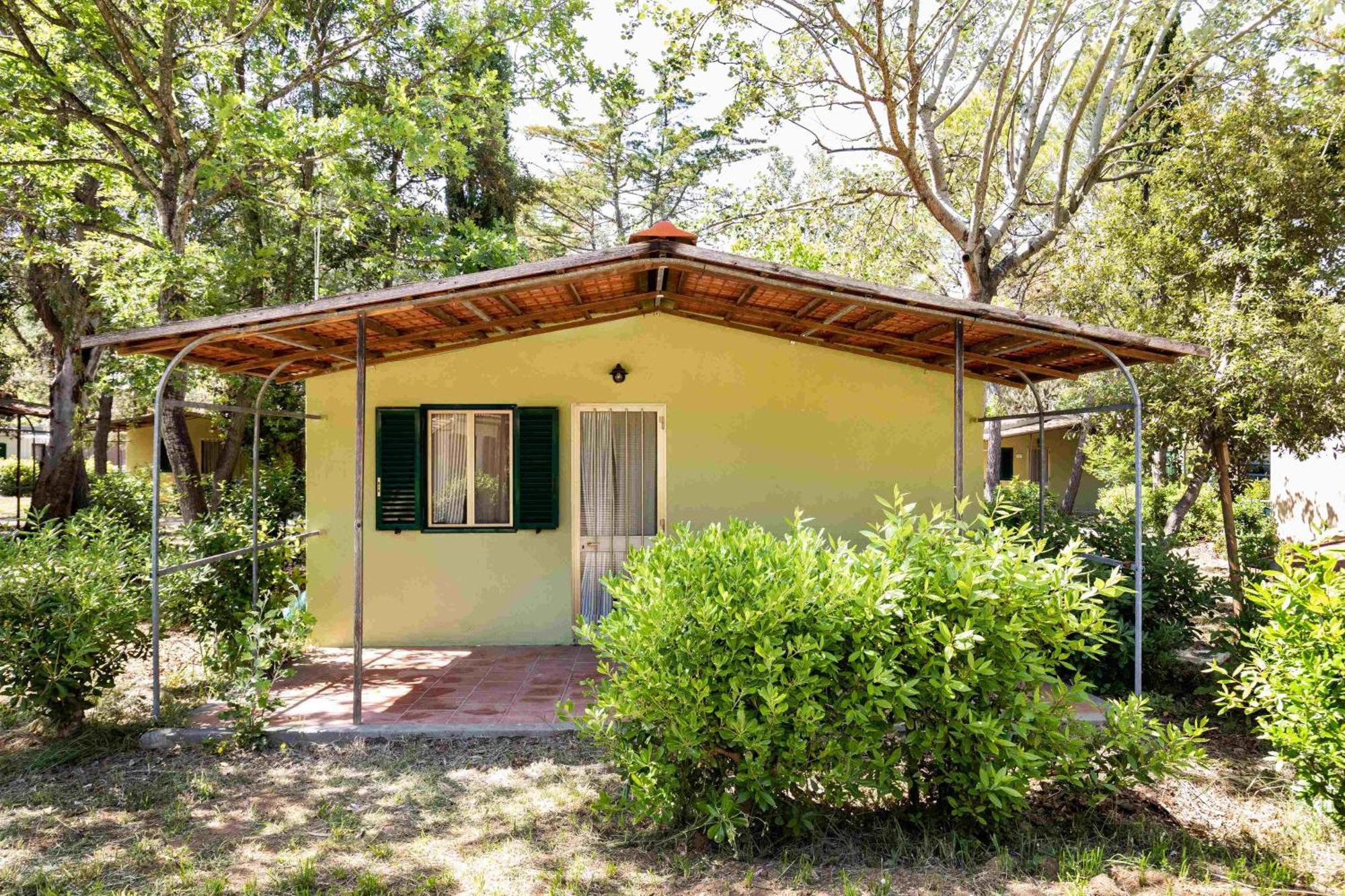 Camping Campo Dei Fiori Vada Exterior foto
